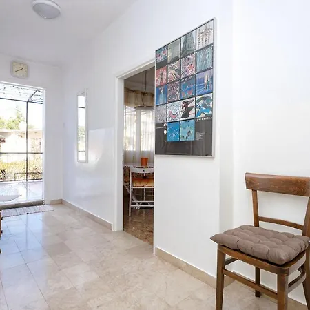 Sjajna - Garden Apartment Jelsa (Hvar)
