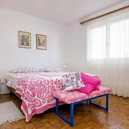 Sjajna - Garden Apartment